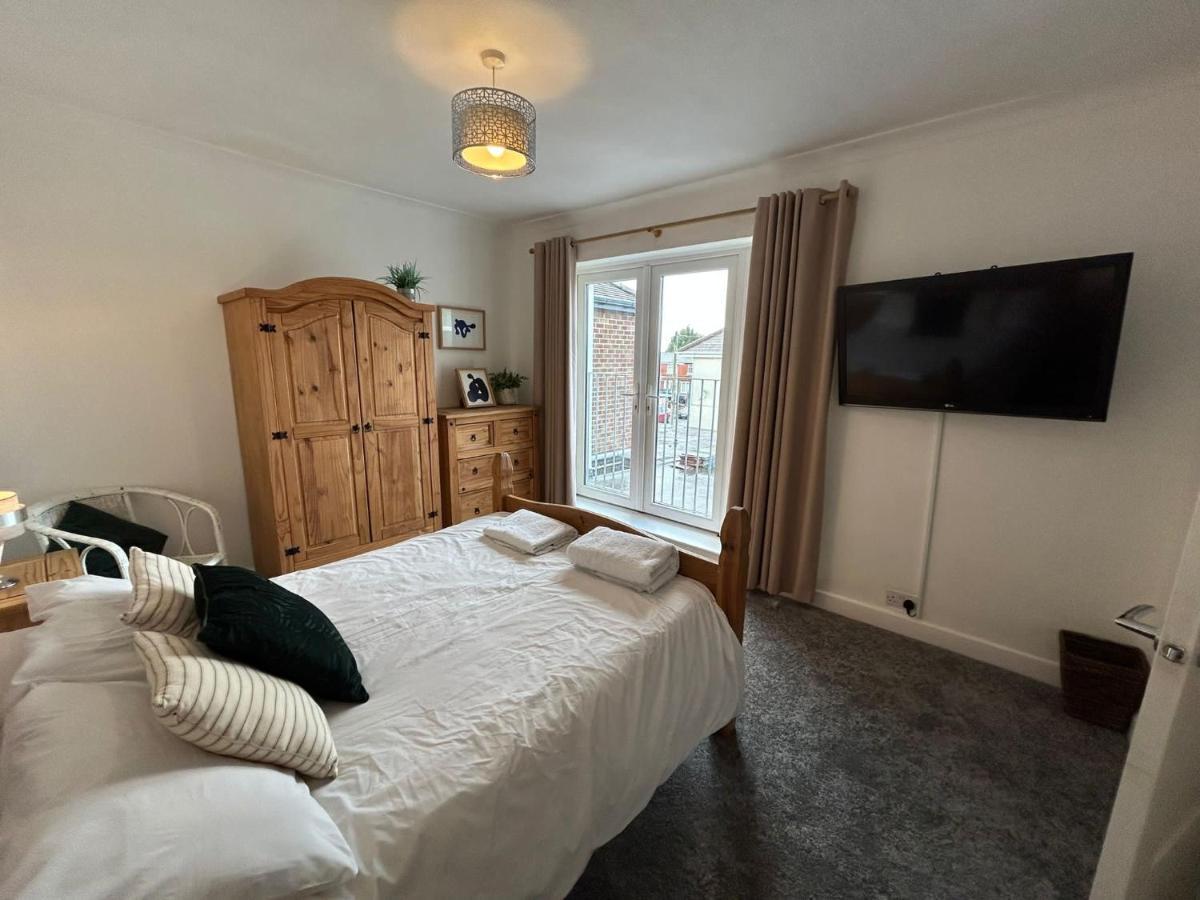 Light And Spacious Highcross Apartment Poulton-le-Fylde Zewnętrze zdjęcie