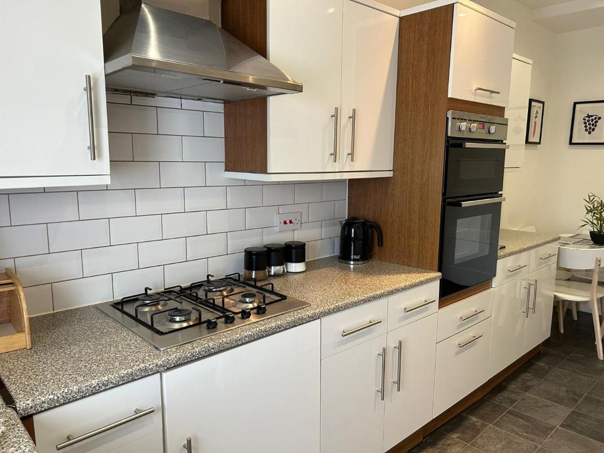Light And Spacious Highcross Apartment Poulton-le-Fylde Zewnętrze zdjęcie